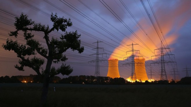 Неяснотите около ядрената енергетика се прехвърлят към 2022 г.