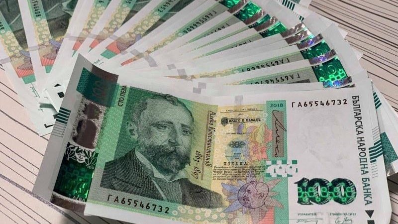 Германско проучване: Бензинът в България е най-скъп заради ниските заплати