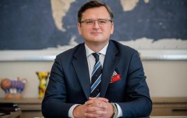 Украинският външен министър благодари на Петков за откритата кампания