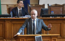 Свиленски: Напускаме коалицията, ако калашник или патрон замине за Украйна