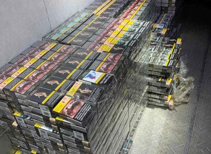 Заловиха 40 000 къса контрабандни цигари