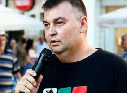 Таксиметров шофьор става депутат, влиза на мястото на Елена Гунчева