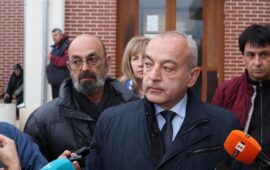 Гълъб Донев към Петков: Държавата не се ръководи с хаштагове