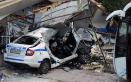 Снимки от трагедията в Бургас, при която загинаха двама млади полицаи