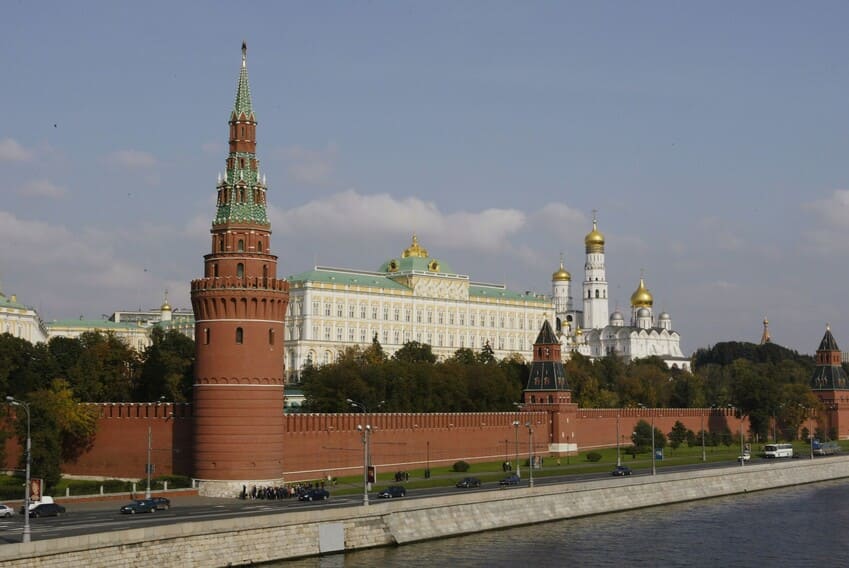 Кремъл няма да мобилизира мъже от няколко бранша