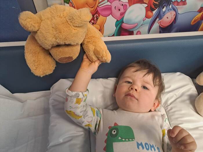 Детето на Иванчева в болница без мама