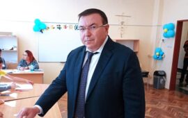 Бившият здравен министър спечели дело срещу Хелзинския комитет