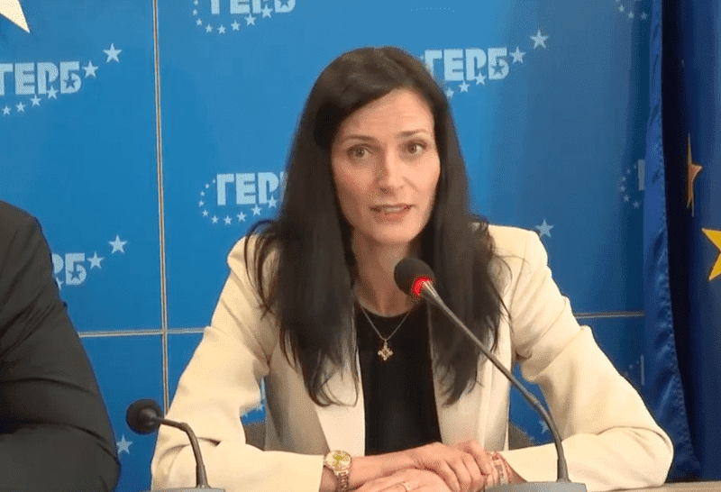Мария Габриел: Замразяваме преговорите с ПП-ДБ